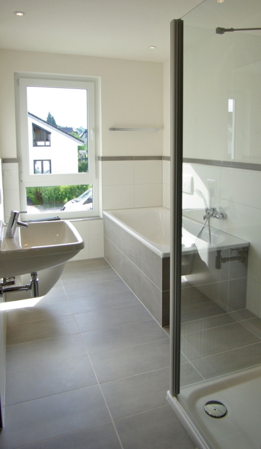 Moderne Penthouse-Wohnung mit großen Dachterrassen in ruhiger Lage Refraths - Foto 3